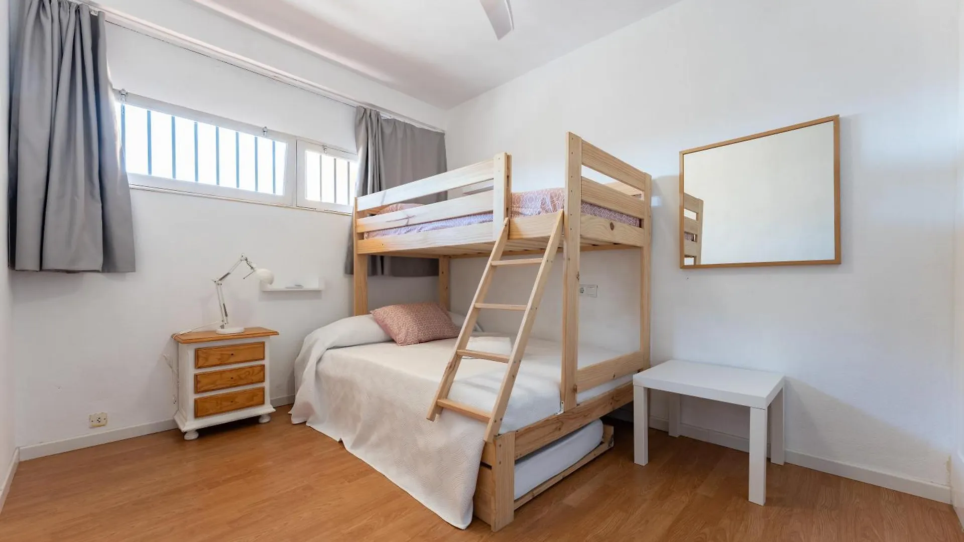2 Bed 1 Bath Very Bright Apt Fuengirola