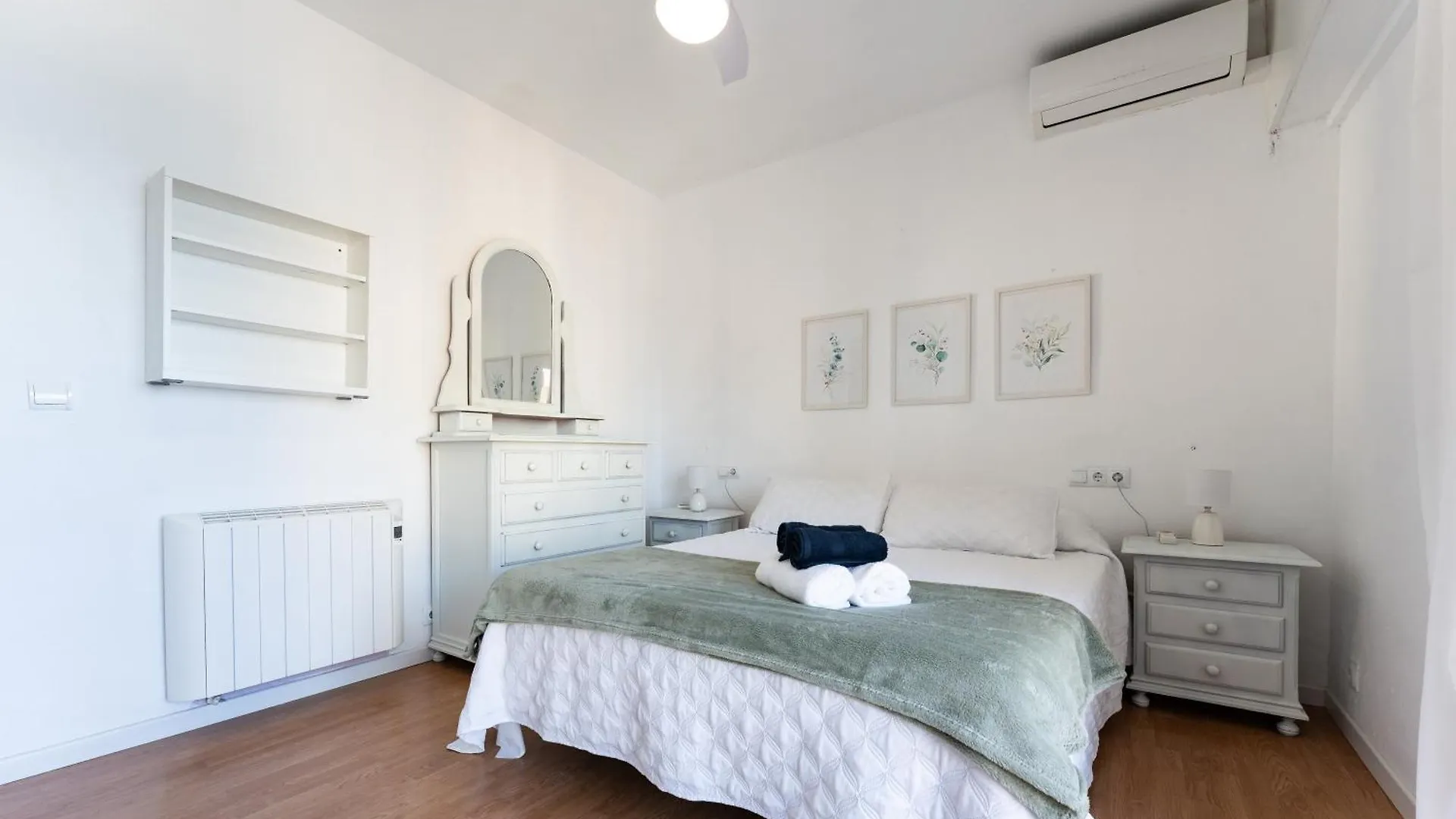 2 Bed 1 Bath Very Bright Apt Fuengirola